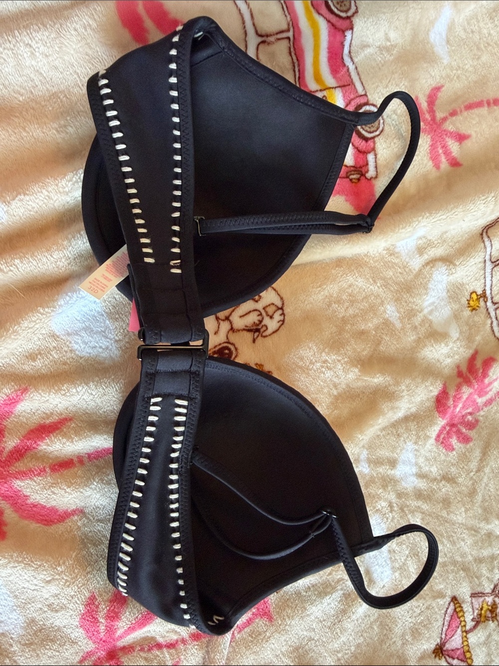 ✨ Y2K VICTORIA’S SECRET CROCHET COTTAGECORE COQUETTE BLACK BIKINI SWIM TOP 32D ✨ - Picture 10 of 10